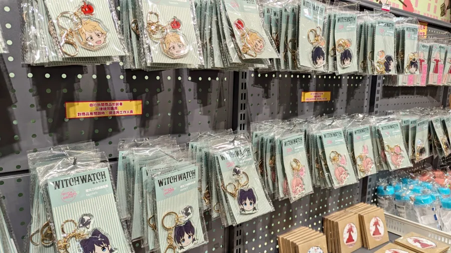 《WITCHWATCH 魔女守護者》快閃店中山地下街誠品R79期間限定開幕!讓妮可施展周邊買好買滿的魔法🧙♀️ 32 PXL 20250704 022837603 scaled