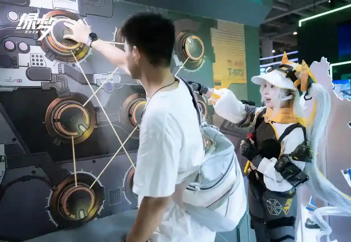 二次元ACT新游燃动BW2025《绿梦：时空之声》展台引爆试玩热潮