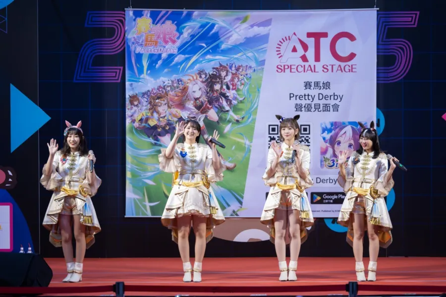 2025漫博:《賽馬娘 Pretty Derby》首次海外「出閘」!高柳知葉、髙橋ミナミ、矢野妃菜喜與福嶋晴菜共同登台和訓練員一起展現熱情! 2 左起 福嶋晴菜、高柳知葉、髙橋ミナミ、矢野妃菜喜