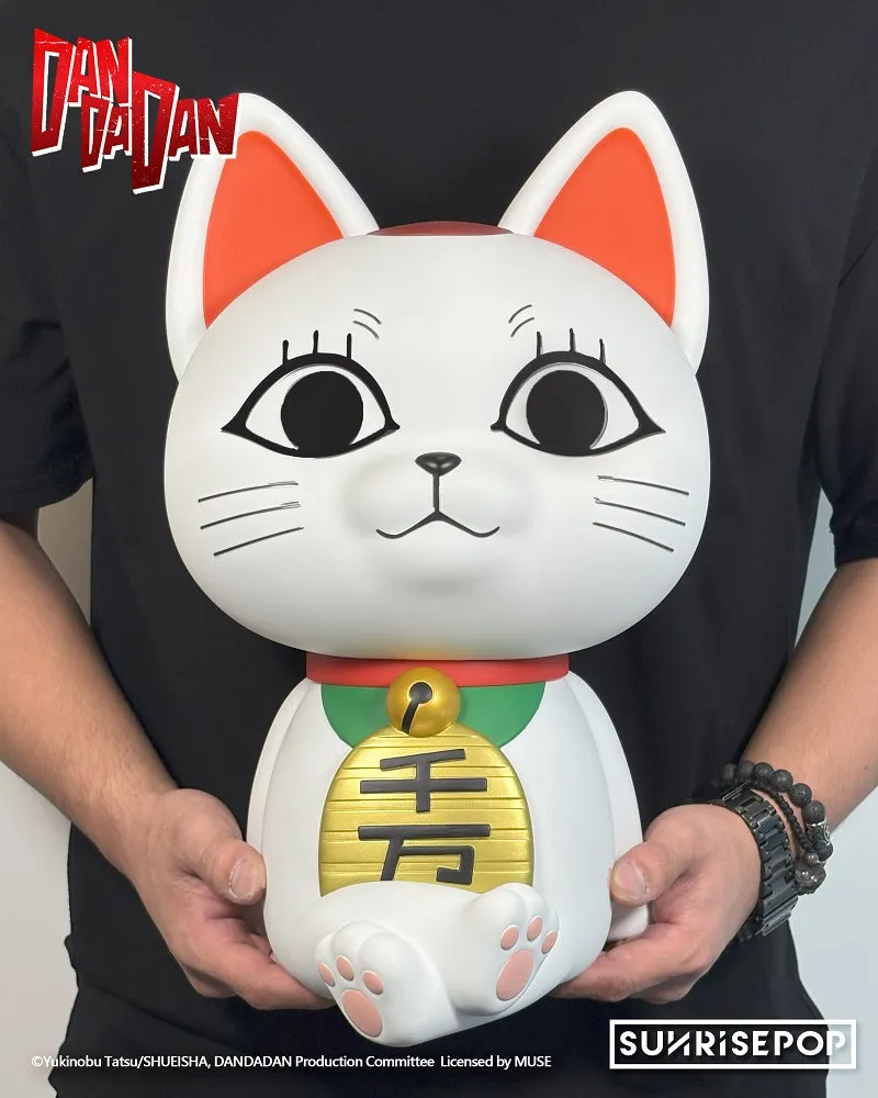 《膽大黨》快閃店9月25日起台中中友百貨熱鬧登場!獨家造景霓虹通道、巨型氣,與小桃眾人一起歡樂購物! 19 PLUS加碼」抽獎活動:高速婆婆貓版造型存錢筒Plus