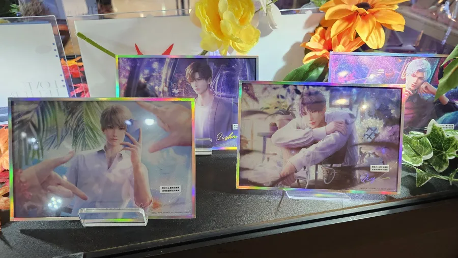 超沉浸戀愛互動遊戲《戀與深空 POP-UP STORE》開張！ 5位男主角與你浪漫相約高雄夢時代