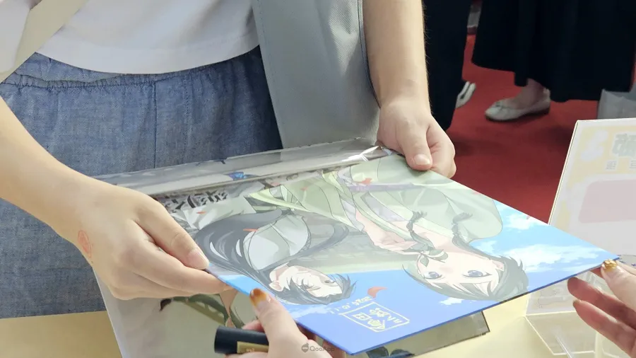 《藥屋少女的呢喃》漫畫家倉田三之路2025高雄動漫節簽名會回顧！分享創作幕後心路歷程