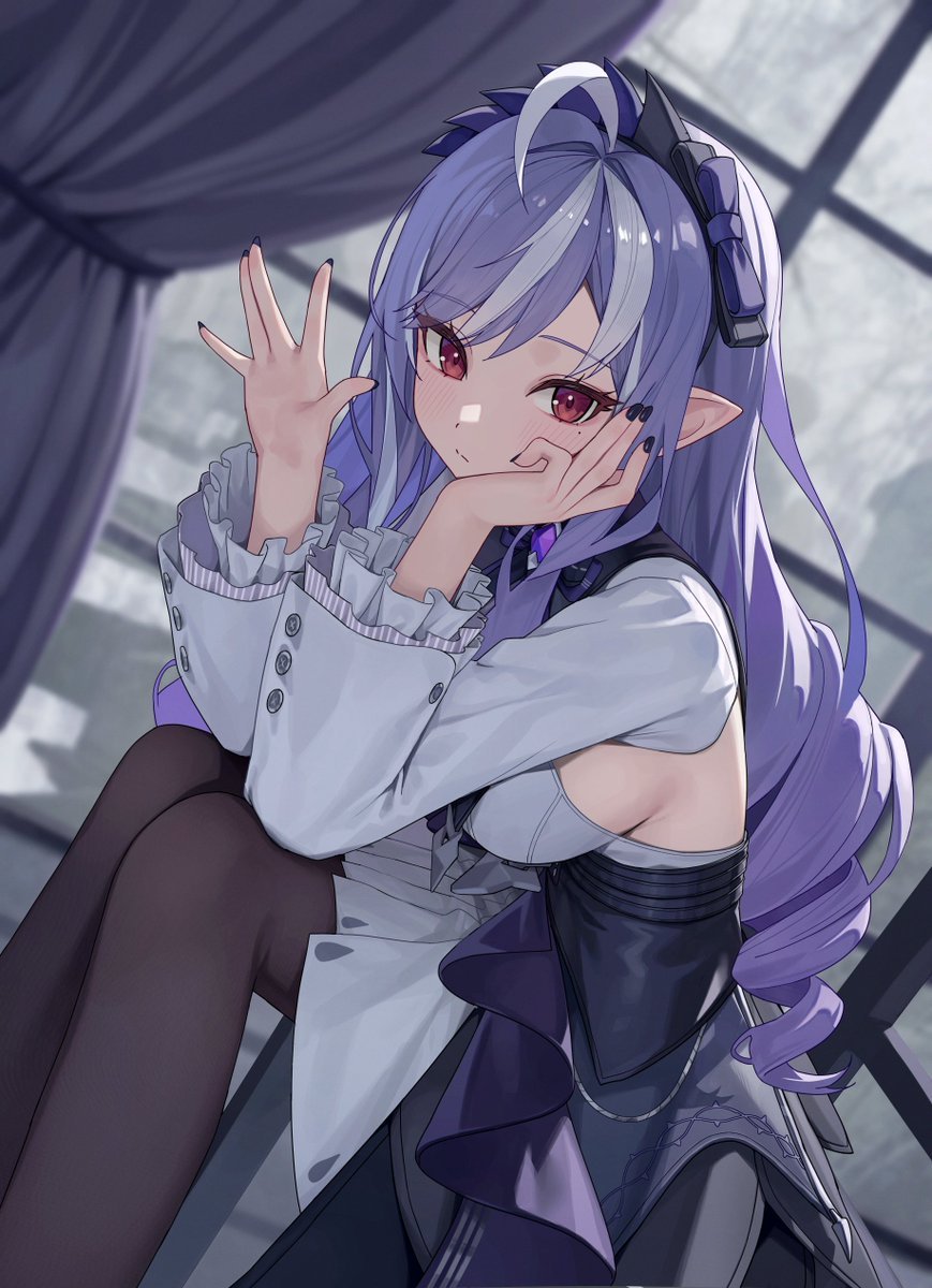 《星期一》一脸帅气的她在干什么呢? 八卦杂谈 | LycoPoi 《星期一》一脸帅气的她在干什么呢?