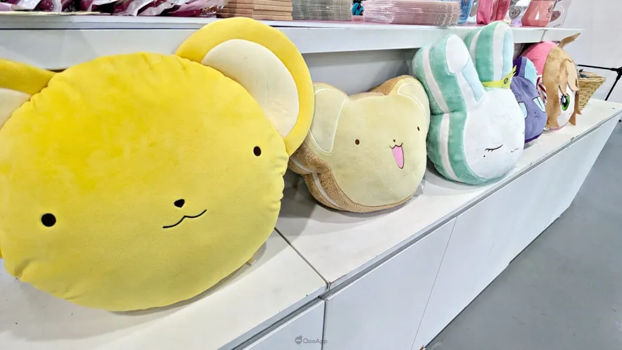 《庫洛魔法使 透明牌篇》春日粉櫻快閃店華山亮麗登場!全新春季風格粉嫩抽卡機、下午茶外帶點心迎接春天氣息🌸 24 PXL 20260225 082112000 scaled