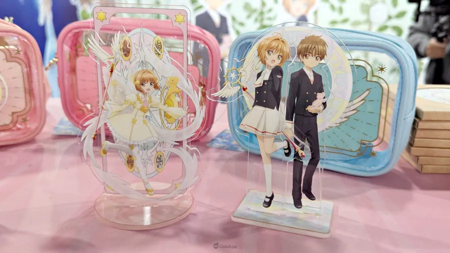 《庫洛魔法使 透明牌篇》春日粉櫻快閃店華山亮麗登場!全新春季風格粉嫩抽卡機、下午茶外帶點心迎接春天氣息🌸 20 PXL 20260225 082256570 scaled