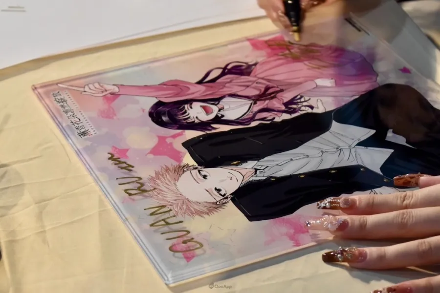 《薰香花朵凛然綻放》三香見SAKA來台首場簽名會台中動漫節登場💐加碼特別現場作畫掀高潮 10 658205306 18138278338513942 7831017632465973843 n